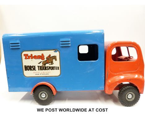 Tri-ang large scale tin plate model Horse Transporter painted in red and blue livery