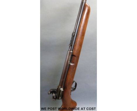 Winchester Model 74 .22 long bolt action rifle with 22 inch barrel, overall length 106cm, serial number 355918A. PLEASE NOTE 