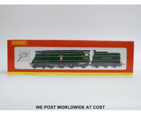 Hornby 00 gauge SR 4-6-2 West Country Class locomotive 'Blackmore Vale' R.2219, in original box. 