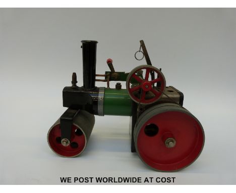 Mamod S.R.1.A live steam roller with reversing lever, in original box