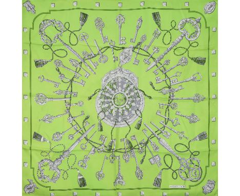 AUFLÖSUNG EINER SAMMLUNG. HERMÈS Seidencarré "LES CLÉS", by Cathy Latham, Entwurf erstmals erschienen 1965. Akt. NP.: 410,-€.