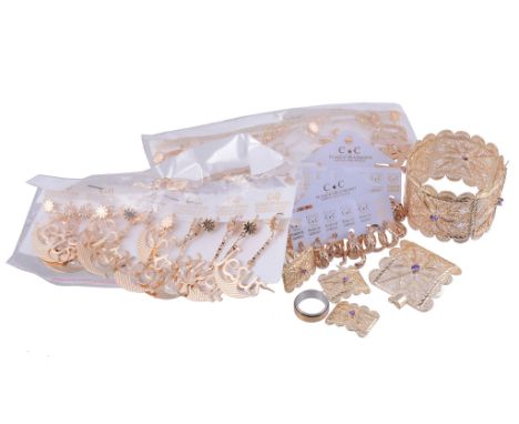  A collection of costume jewellery,   to include various earrings; chains; a bangle; and other items  IMPORTANT: This lot is 