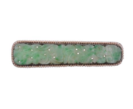 A carved jade pendant and brooch  , the pendant with a carved foliate jade panel suspended from a simulated pearl drop, 10.5