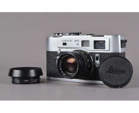 A Leitz Wetzlar Leica M5 Rangefinder Camera, chrome, serial no 1291470, 1971-1972, shutter working, meter working, rangefinde