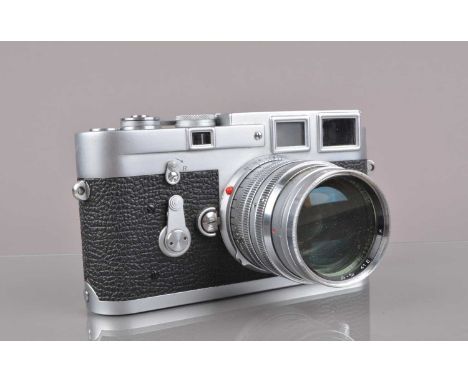 A Leitz Wetzlar Leica M3 Camera,  serial no 1000383, 1960, shutter working, viewfinder clear, rangefinder working, self-timer