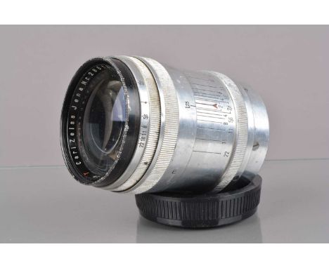 A Carl Zeiss Jena T 8.5cm f/2 Sonnar Lens, L39 rangefinder coupled mount, serial no 2851333, barrel F-G, scratches to barrel 