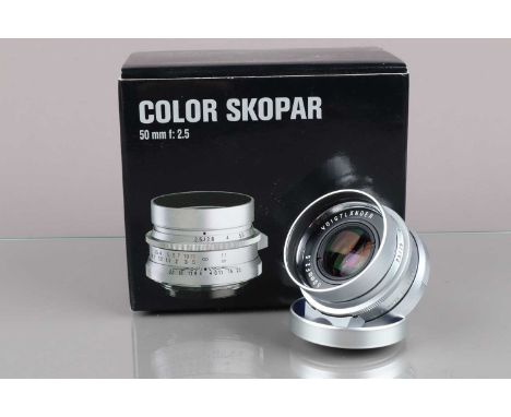 A Voigtländer 50mm f/3.5 Color Skopar Lens, L39 mount, serial no 9220776, barrel VG, elements VG, with front cap, manual, in 