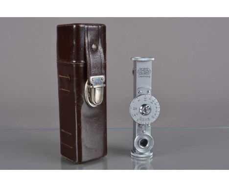 A Leitz Wetzlar FOKOS-CHROM Short Base Rangefinder, VG, in in case