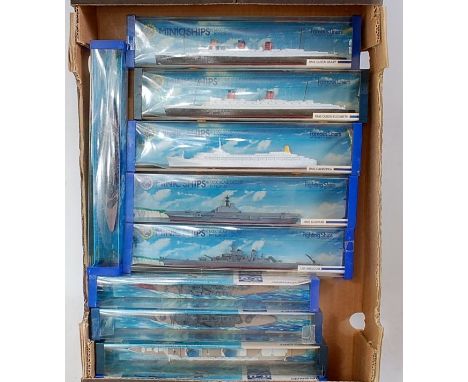 Ten various boxed Triang Minic Hornby 1/1200 scale diecast ships, all in the original blue plastic ended boxes, examples to i