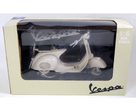 1955 Vespa 150 VL 1T Beige Scooter 1/6 Diecast Motorcycle Model by New