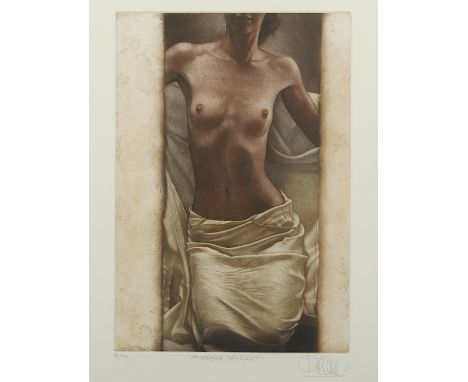 KISSMER, Willi, "Kniender Halbakt", Original-Farbradierung, 29 x 20, nummeriert 8/199, betitelt, handsigniert, R.