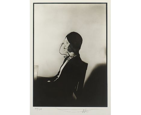 UMBO, (Otto Umbehr 1902-1980), "Portrait Willis Bock", Silbergelatineabzug, Printed 1980, nummeriert 33/80, 29,3 x 22,2, hand