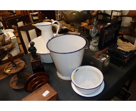 A quantity of vintage enamel toilet ware 