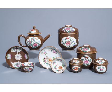 A collection of Chinese famille rose Batavian wares, 18th C. -- Description: H 13,5 - L 18,8 cm (the teapot)Ê H 13,5 - 6,8 cm