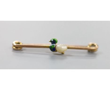   An early 20th century small yellow metal, enamel and baroque pearl set duck bar brooch, 31mm, gross weight 1.1 grams.