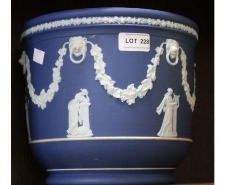 A "Wedgwood" ceramic planter, classical cameo decoration, 20.5cm high