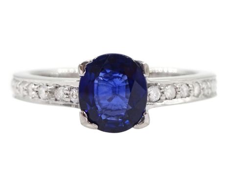 18ct white gold oval cut Ceylon sapphire ring, with diamond set shoulders, hallmarked, sapphire approx 1.25 caratCondition Re