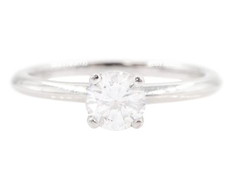 18ct white gold single stone round brilliant cut diamond ring, hallmarked, diamond approx 0.45 caratCondition Report:Approx 2