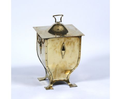 William Tonks & Sons Arts & Crafts coal bin and cover brass with diamond motifs, rivets, on shaped feet and with liner stampe