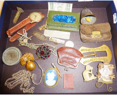 Albert chain, antique jewellery, mother-of-pearl counters, etc.