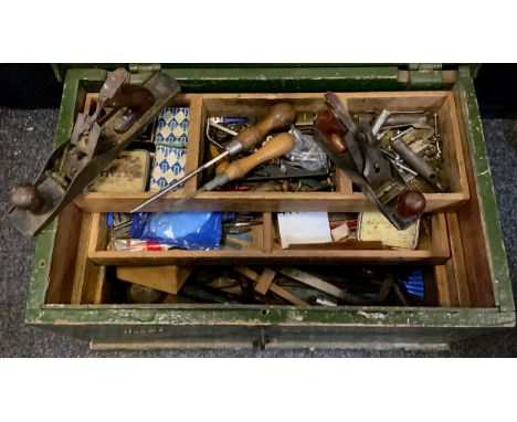 A mid 20th century pine tool chest, hinged lid, assorted contents of hand tools including, Stanley no.4 plane, another no.5 p
