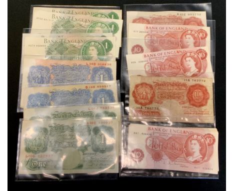 Bank Notes - ten shilling notes, P S Beale, R83Z 985752;  L5A 763772, L K O'Brien, D5 239350,  J Q Hallom, eight inc R67 8264