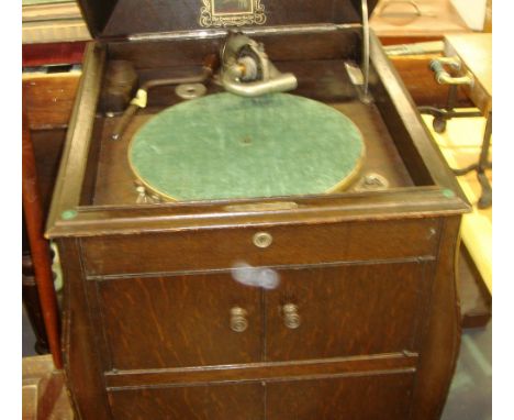 Vintage gramophone in cabinet