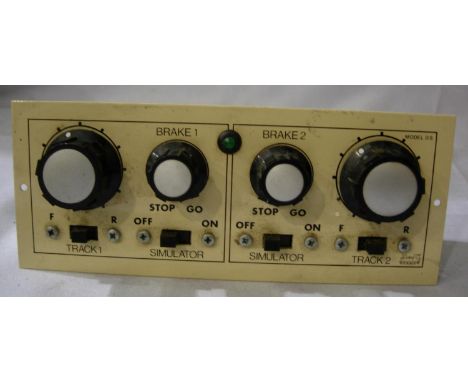 Gaugemaster model DS panel mount, two track controller, with brake simulation, in good used condition. P&amp;P Group 1 (£14+V