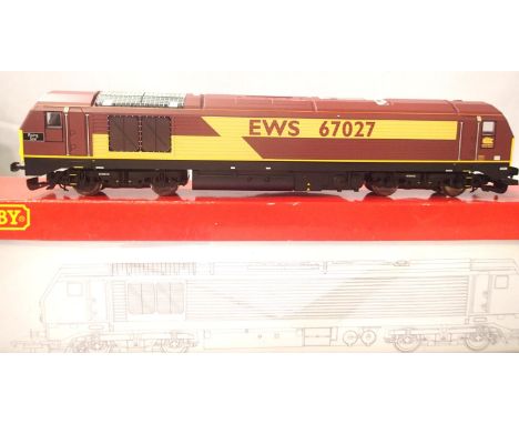 Hornby R2522, Class 67, Rising Star, 67027, EWS Livery, in excellent condition, box with wear. P&amp;P Group 1 (£14+VAT for t