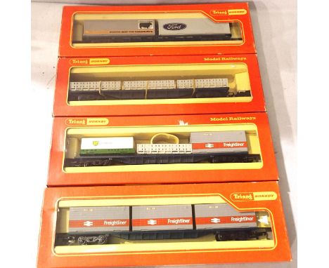 Four Triang Hornby freightliner wagons with various containers, R632, R633, R678, R719, in very good to excellent condition, 