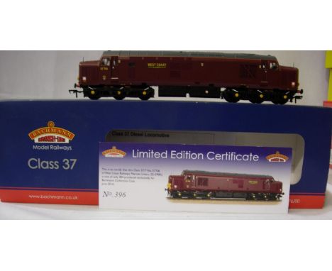 Bachmann 32-390K, Class 37 West Coast Railways, maroon 37706, Collectors Club limited edition 396-504. Near mint condition, b