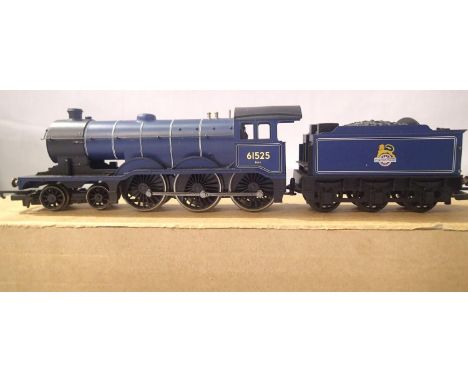 Hornby Class B12, BR Blue, Early Crest, 61525, in excellent condition, unboxed. P&amp;P Group 1 (£14+VAT for the first lot an