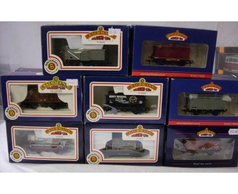 Eight Bachmann OO scale wagons in excellent condition, boxes with wear. P&amp;P Group 1 (£14+VAT for the first lot and £1+VAT