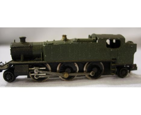 N gauge Farish Prairie tank, Green. Good - fair condition, unboxed. P&amp;P Group 1 (£14+VAT for the first lot and £1+VAT for