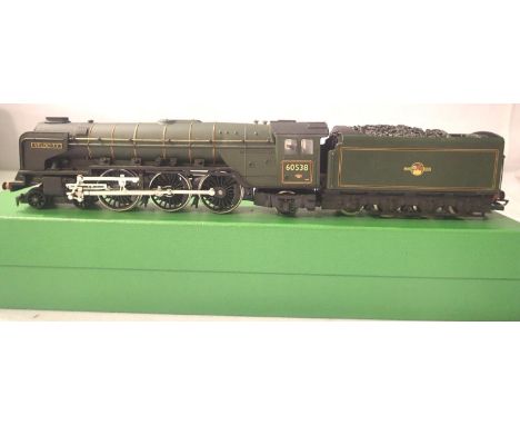 Hornby Class A2 Velocity 60538, Green, Late Crest, in very good to excellent condition, requires front couplings, in storage 