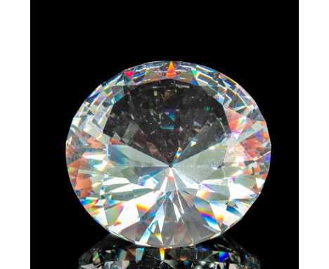 Beautifully faceted weight to catch the light. Swarovski backstamp. 7433080000. This item has its original box: 3.75"H x 5"di