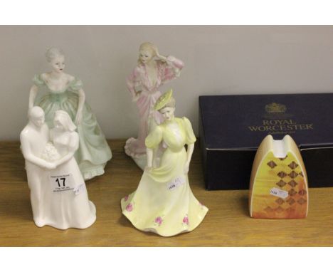 Boxed Royal Worcester Flat Mates Chester model plus four other figurines to include; Coalport Ladies of Fashion Henrietta, St