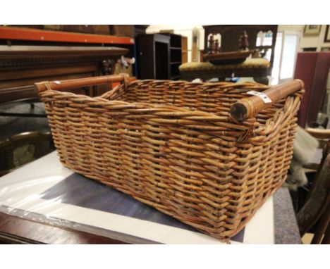 Large vintage shop keepers basket