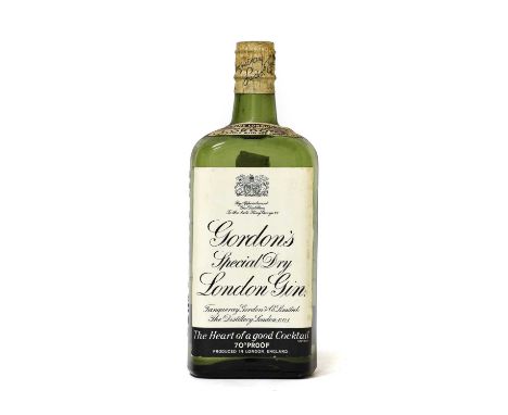 Gordons Special Dry London Gin, 1950s spring cap bottling, 70º proof (one bottle)