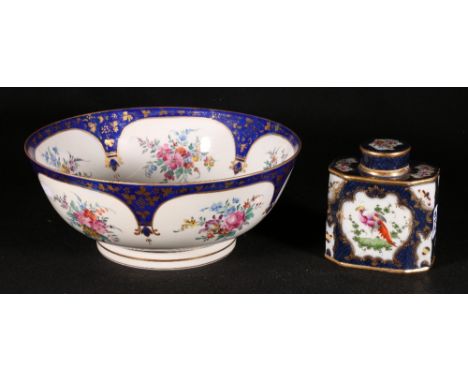 19th century French Samson porcelain tea caddy in the style of Worcester, 13cm together with a Samson bowl (2)