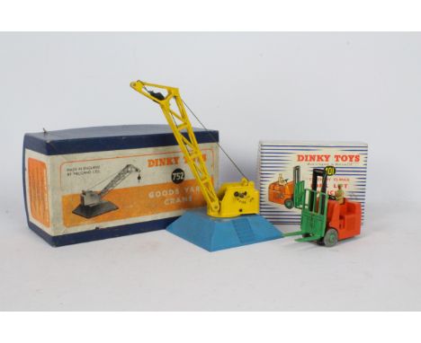 Dinky - 2 x boxed models, a Coventry Climax Fork Lift Truck # 401 and a Goods Yard Crane # 752. They appear in Near Mint cond