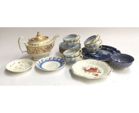 A mixed lot of ceramics to include white and gilt teapot, Royal Worcester blue and white plate, a set of seven blue and white