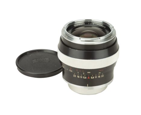 A Carl Zeiss Distagon f/2.8 25mm Lens, Contarex, black, serial no. 3971196, body, VG, elements, G, some light internal haze/m