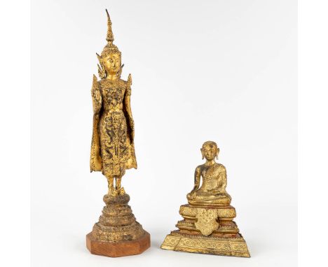 A collection of 2 Thai buddhas, bronze, 19th/20th century.  (L: 10 x W: 11 x H: 47 cm)