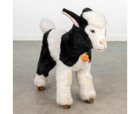 Steiff Studio Goat kid black/white, EAN 0446/60-502460, around 1991-1993 (H 55cm) (W: 53 x H: 55 cm)