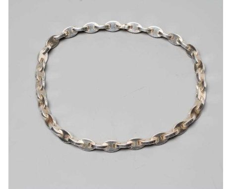 AN HERMES SILVER NECKLACE, the solid oval links with bar clasp, stamped HERMES, 925 and three other indistinct marks (Illustr