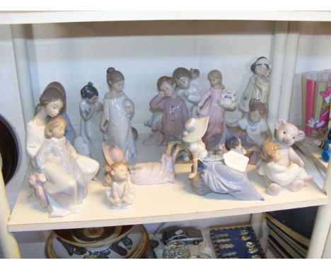 A quantity of Nao figurines 