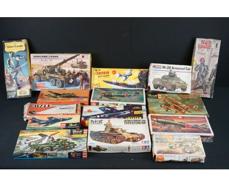 15 Boxed plastic model kits to include 3 Revell models (Lacrosse Missile with Mobile Launcher H-1816:169, F9F-8 Cougar H-212,