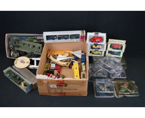 Collection of diecast models to include boxed Dinky 152 Royal Tank Corps Tank Set (heavy play wear &amp; poor box), 28 x play