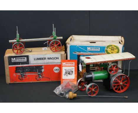 Boxed Mamod TE1A Steam Tractor Engine and a boxed Mamod LW1 Lumber Wagon, both in a good used condition (2) 